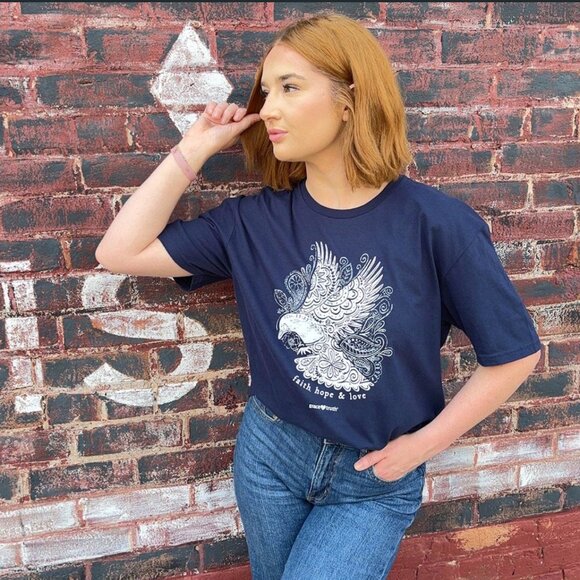 Kerusso grace & truth Women's Adult Cotton T-Shirt Dove "Faith, Hope and Love" - Picture 3 of 4